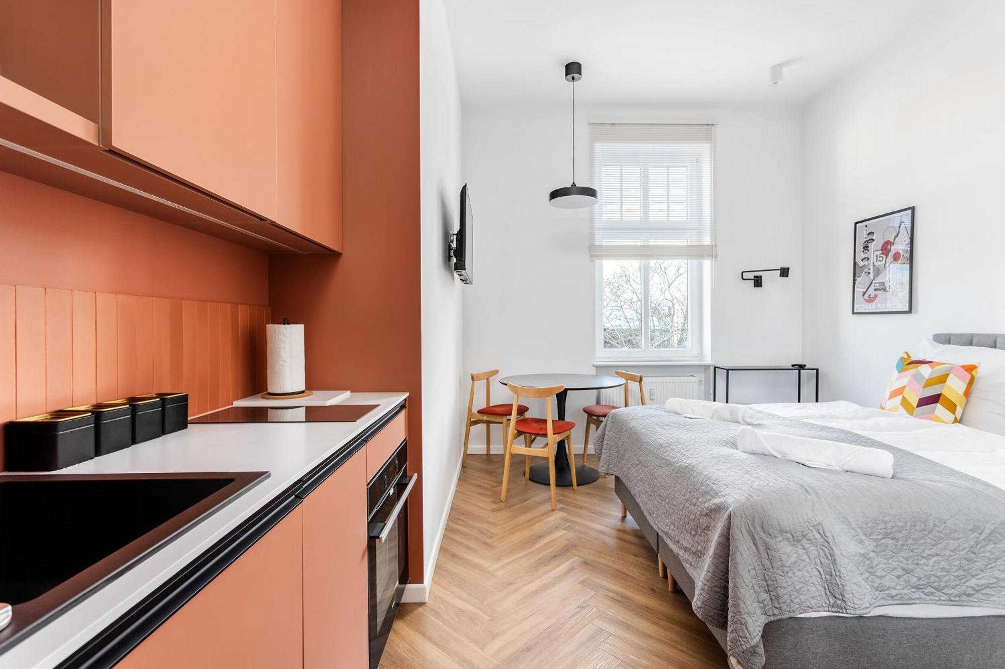 Nowoczesne I Stylowe Studia Very Berry W Poznaniu By Noclegi Renters Exteriör bild