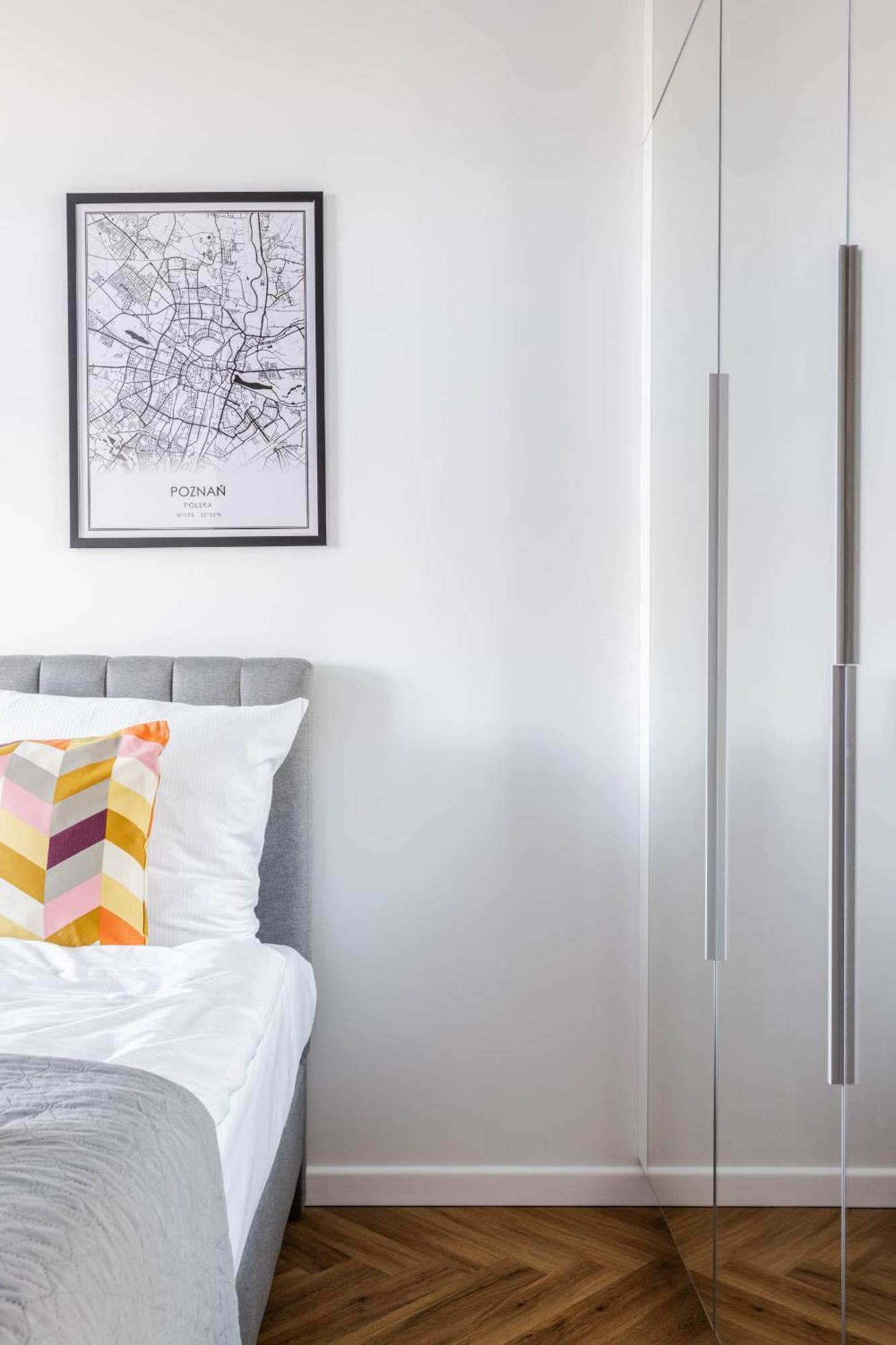 Nowoczesne I Stylowe Studia Very Berry W Poznaniu By Noclegi Renters Exteriör bild